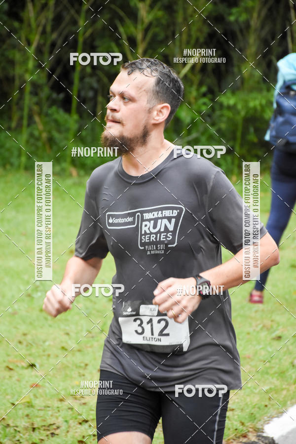 Buy your photos of the eventSantander Track & Field Run Series - Plaza Sul - Jardim Bot�nico on Fotop