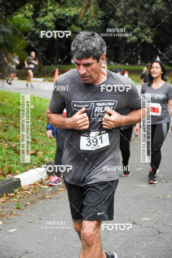 Buy your photos of the eventSantander Track & Field Run Series - Plaza Sul - Jardim Bot�nico on Fotop