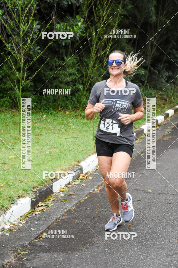 Buy your photos of the eventSantander Track & Field Run Series - Plaza Sul - Jardim Bot�nico on Fotop