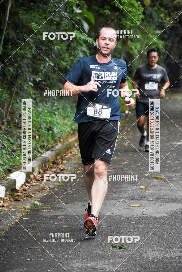 Buy your photos of the eventSantander Track & Field Run Series - Plaza Sul - Jardim Bot�nico on Fotop