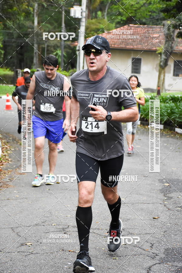 Buy your photos of the eventSantander Track & Field Run Series - Plaza Sul - Jardim Bot�nico on Fotop