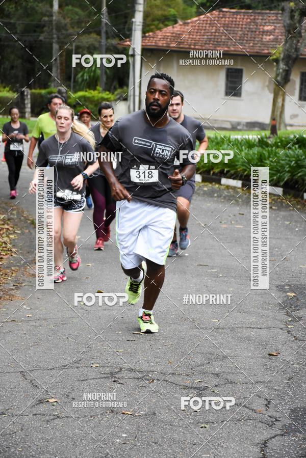Buy your photos of the eventSantander Track & Field Run Series - Plaza Sul - Jardim Bot�nico on Fotop