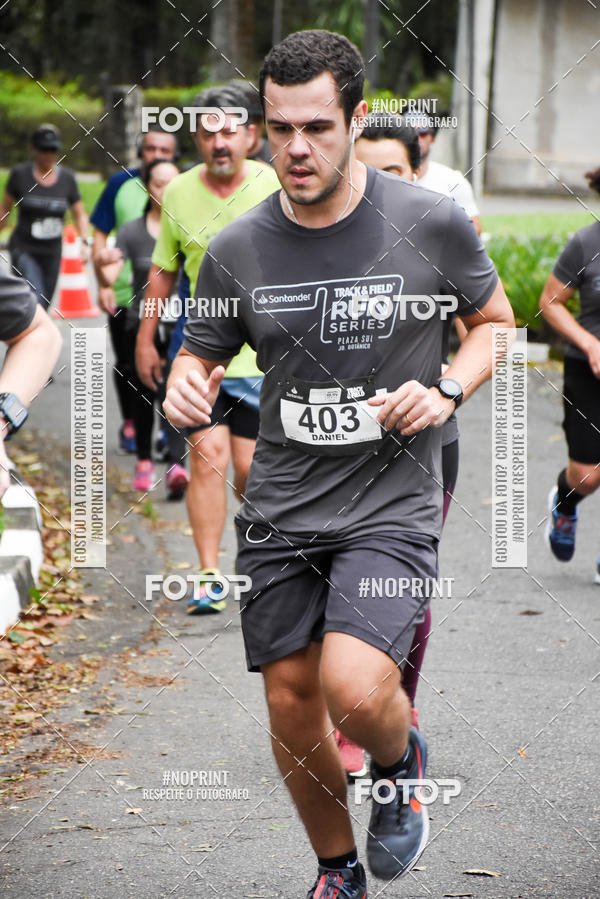 Buy your photos of the eventSantander Track & Field Run Series - Plaza Sul - Jardim Bot�nico on Fotop