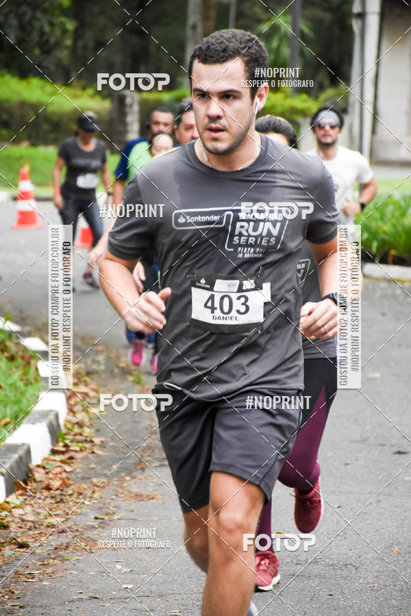 Buy your photos of the eventSantander Track & Field Run Series - Plaza Sul - Jardim Bot�nico on Fotop
