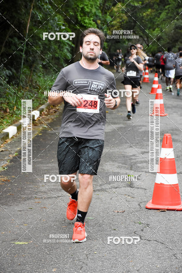 Buy your photos of the eventSantander Track & Field Run Series - Plaza Sul - Jardim Bot�nico on Fotop