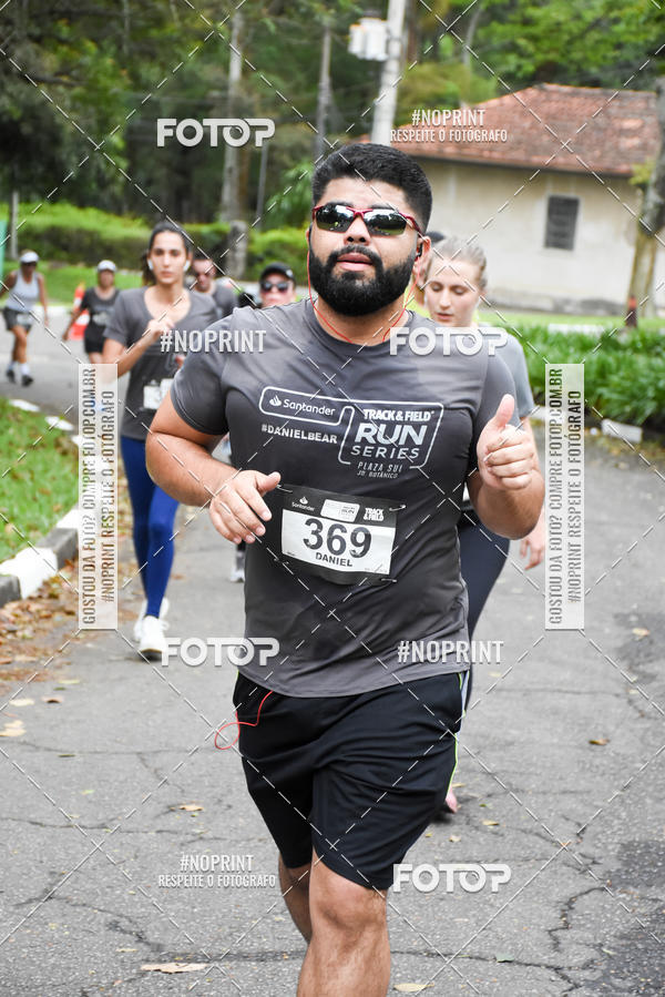 Buy your photos of the eventSantander Track & Field Run Series - Plaza Sul - Jardim Bot�nico on Fotop