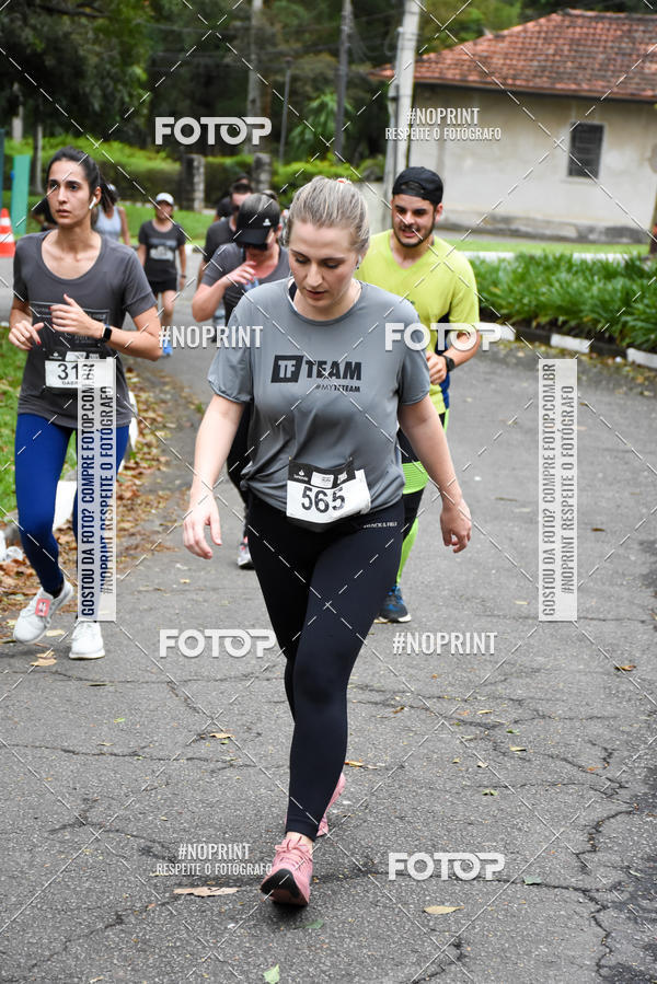 Buy your photos of the eventSantander Track & Field Run Series - Plaza Sul - Jardim Bot�nico on Fotop