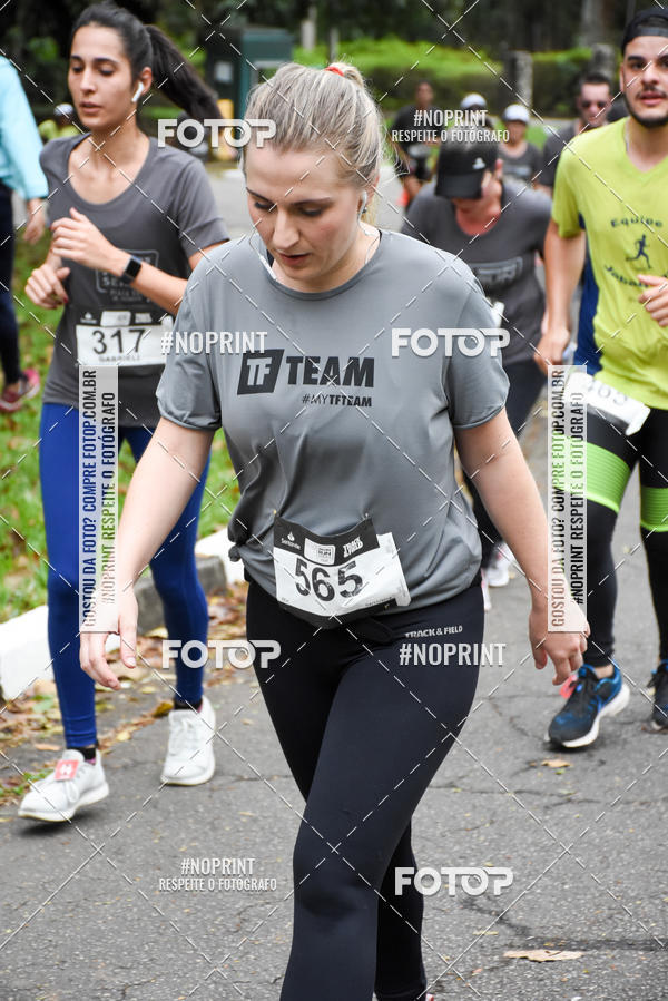 Buy your photos of the eventSantander Track & Field Run Series - Plaza Sul - Jardim Bot�nico on Fotop