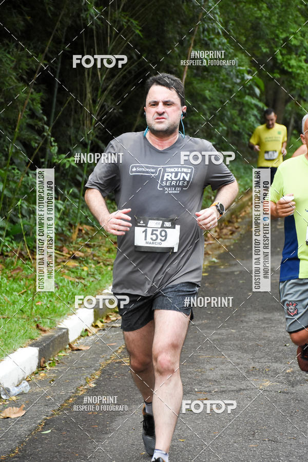 Buy your photos of the eventSantander Track & Field Run Series - Plaza Sul - Jardim Bot�nico on Fotop