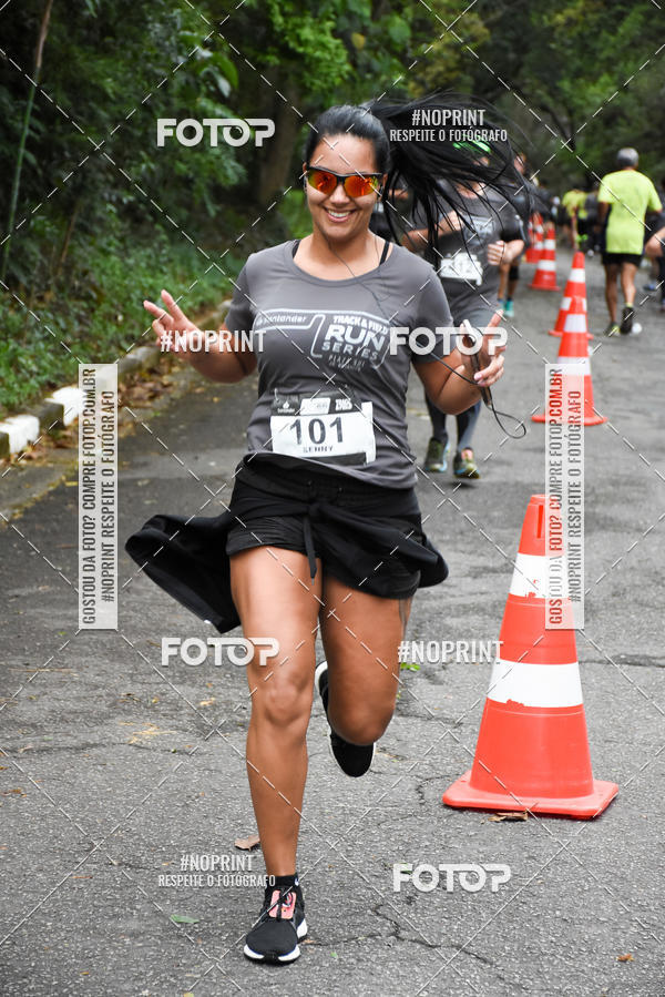 Buy your photos of the eventSantander Track & Field Run Series - Plaza Sul - Jardim Bot�nico on Fotop