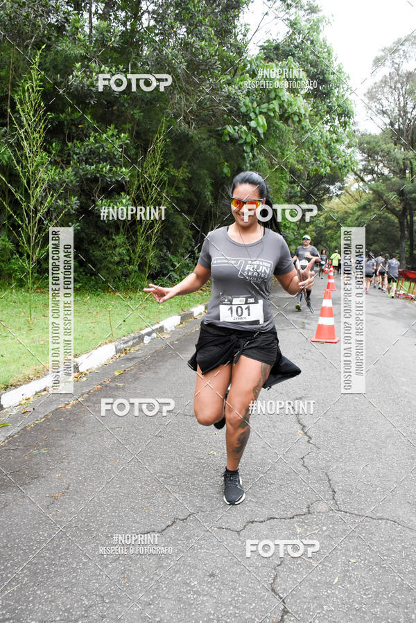 Buy your photos of the eventSantander Track & Field Run Series - Plaza Sul - Jardim Bot�nico on Fotop
