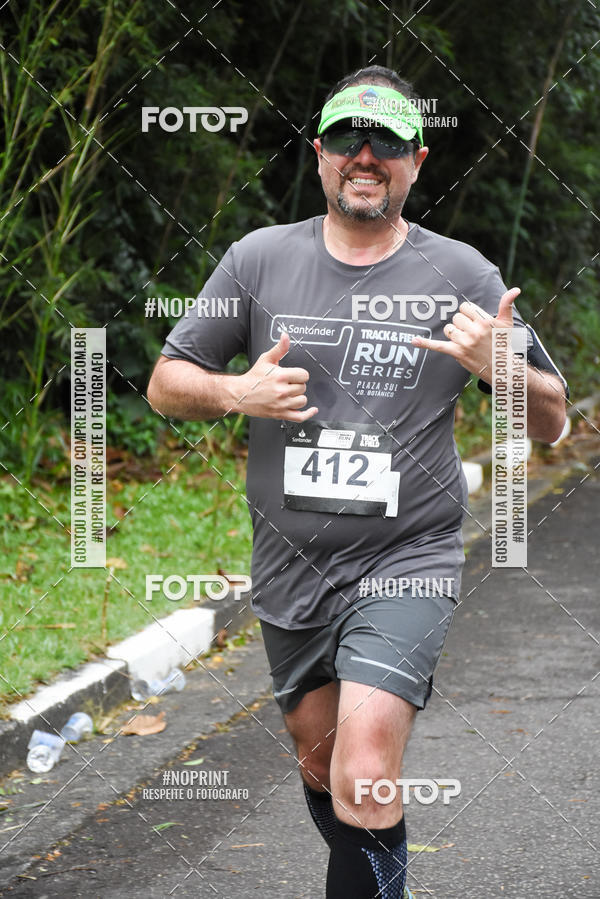 Buy your photos of the eventSantander Track & Field Run Series - Plaza Sul - Jardim Bot�nico on Fotop