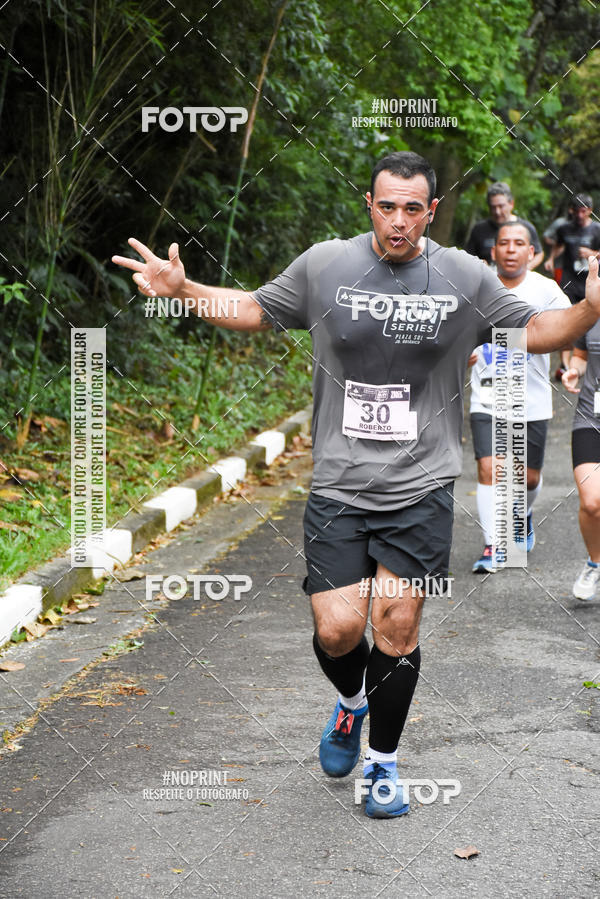 Buy your photos of the eventSantander Track & Field Run Series - Plaza Sul - Jardim Bot�nico on Fotop