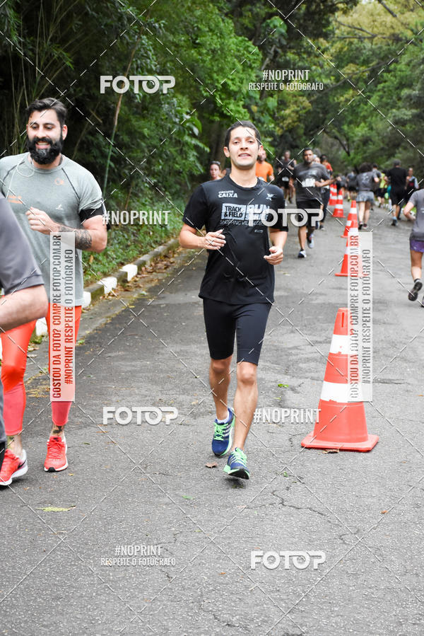 Buy your photos of the eventSantander Track & Field Run Series - Plaza Sul - Jardim Bot�nico on Fotop