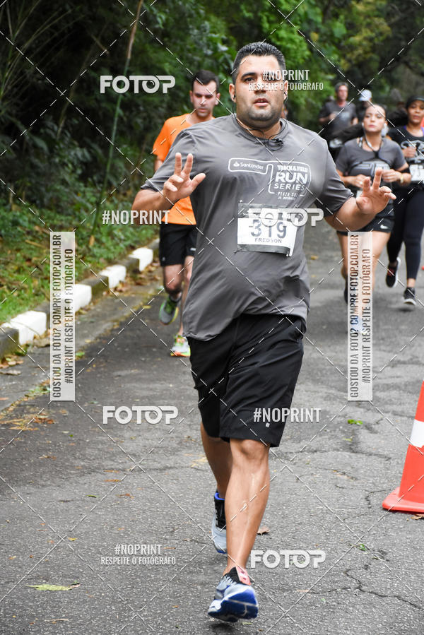 Buy your photos of the eventSantander Track & Field Run Series - Plaza Sul - Jardim Bot�nico on Fotop