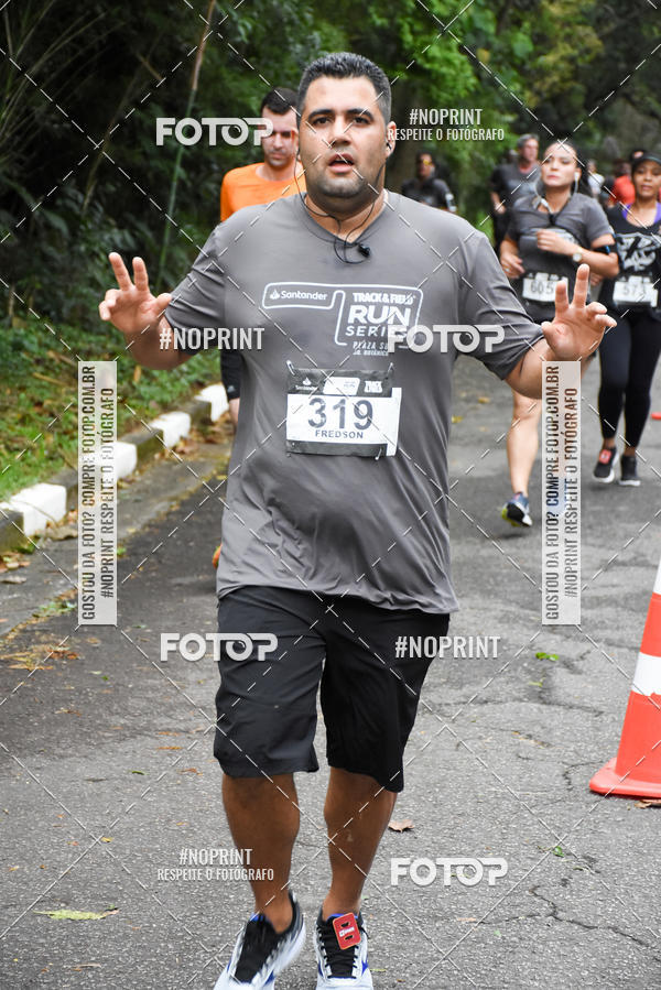 Buy your photos of the eventSantander Track & Field Run Series - Plaza Sul - Jardim Bot�nico on Fotop