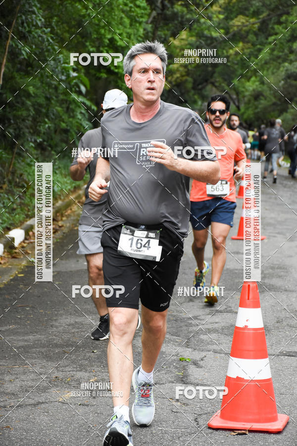 Buy your photos of the eventSantander Track & Field Run Series - Plaza Sul - Jardim Bot�nico on Fotop