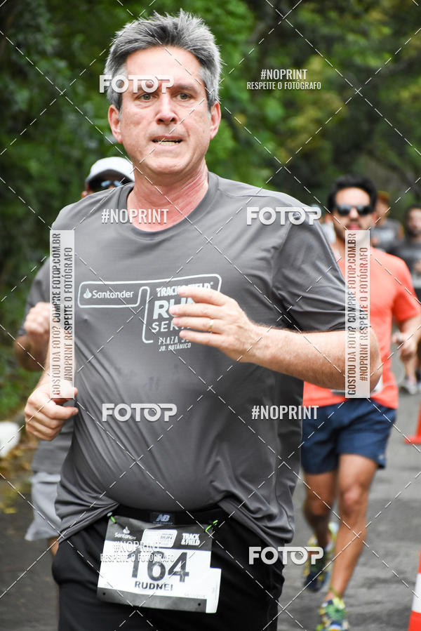 Buy your photos of the eventSantander Track & Field Run Series - Plaza Sul - Jardim Bot�nico on Fotop