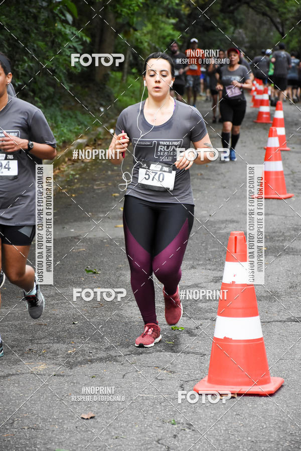 Buy your photos of the eventSantander Track & Field Run Series - Plaza Sul - Jardim Bot�nico on Fotop