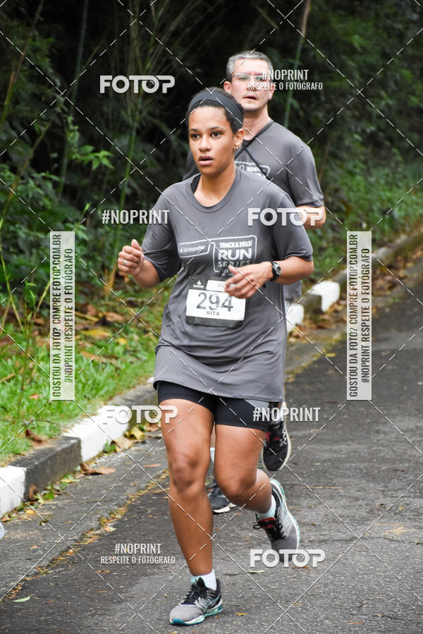 Buy your photos of the eventSantander Track & Field Run Series - Plaza Sul - Jardim Bot�nico on Fotop
