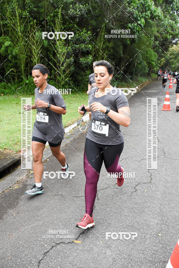 Buy your photos of the eventSantander Track & Field Run Series - Plaza Sul - Jardim Bot�nico on Fotop