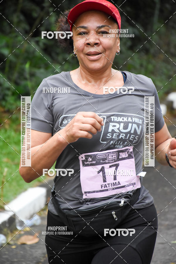 Buy your photos of the eventSantander Track & Field Run Series - Plaza Sul - Jardim Bot�nico on Fotop