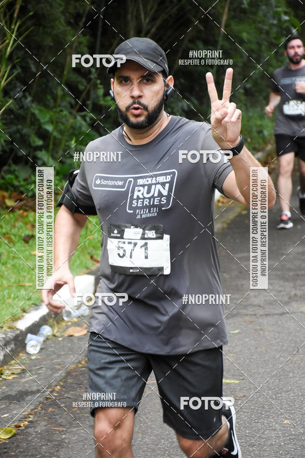 Buy your photos of the eventSantander Track & Field Run Series - Plaza Sul - Jardim Bot�nico on Fotop