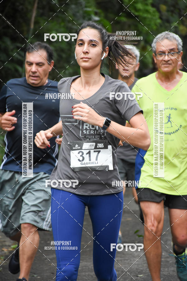 Buy your photos of the eventSantander Track & Field Run Series - Plaza Sul - Jardim Bot�nico on Fotop