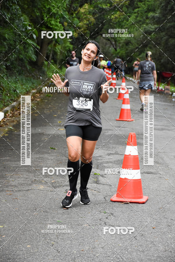Buy your photos of the eventSantander Track & Field Run Series - Plaza Sul - Jardim Bot�nico on Fotop