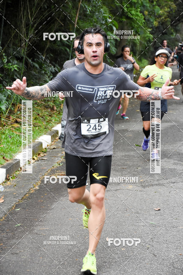 Buy your photos of the eventSantander Track & Field Run Series - Plaza Sul - Jardim Bot�nico on Fotop