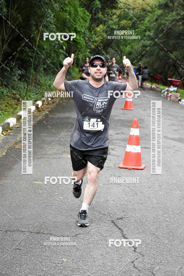 Buy your photos of the eventSantander Track & Field Run Series - Plaza Sul - Jardim Bot�nico on Fotop