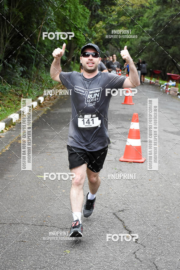 Buy your photos of the eventSantander Track & Field Run Series - Plaza Sul - Jardim Bot�nico on Fotop
