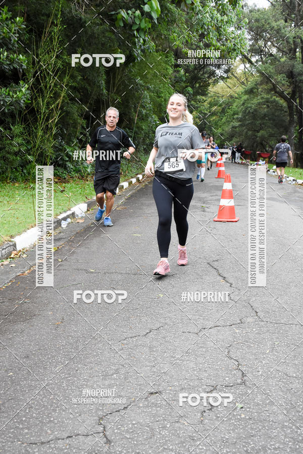 Buy your photos of the eventSantander Track & Field Run Series - Plaza Sul - Jardim Bot�nico on Fotop