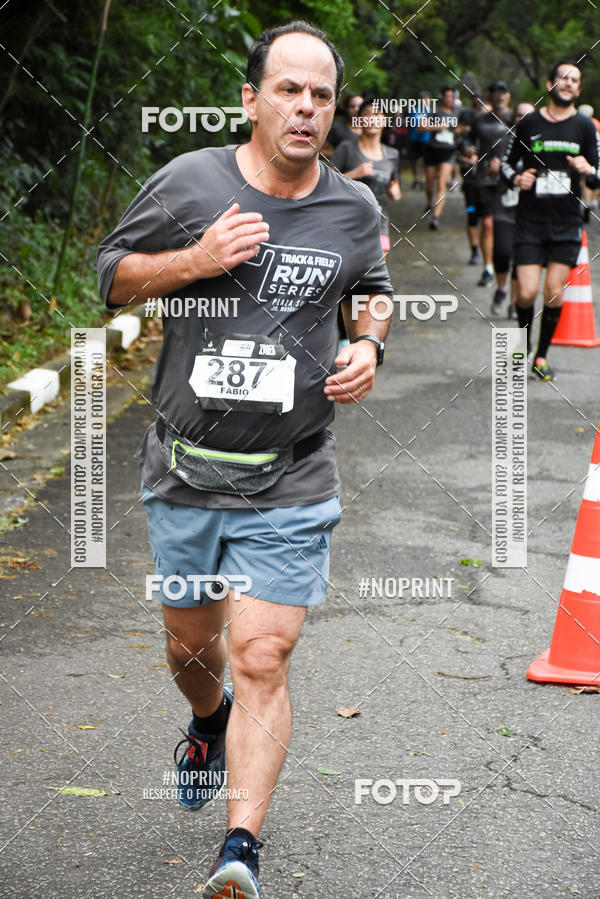 Buy your photos of the eventSantander Track & Field Run Series - Plaza Sul - Jardim Bot�nico on Fotop