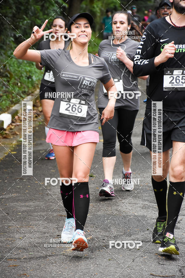 Buy your photos of the eventSantander Track & Field Run Series - Plaza Sul - Jardim Bot�nico on Fotop
