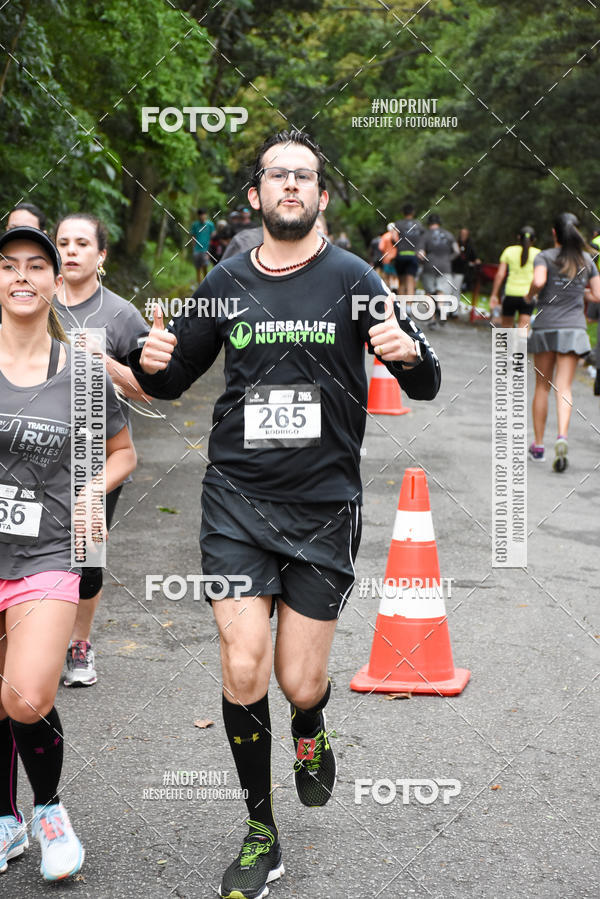 Buy your photos of the eventSantander Track & Field Run Series - Plaza Sul - Jardim Bot�nico on Fotop