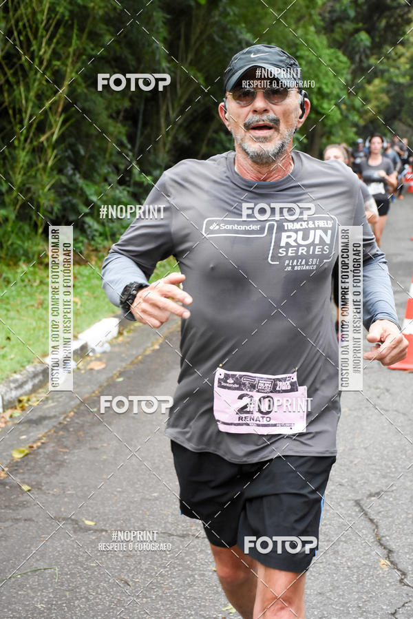 Buy your photos of the eventSantander Track & Field Run Series - Plaza Sul - Jardim Bot�nico on Fotop