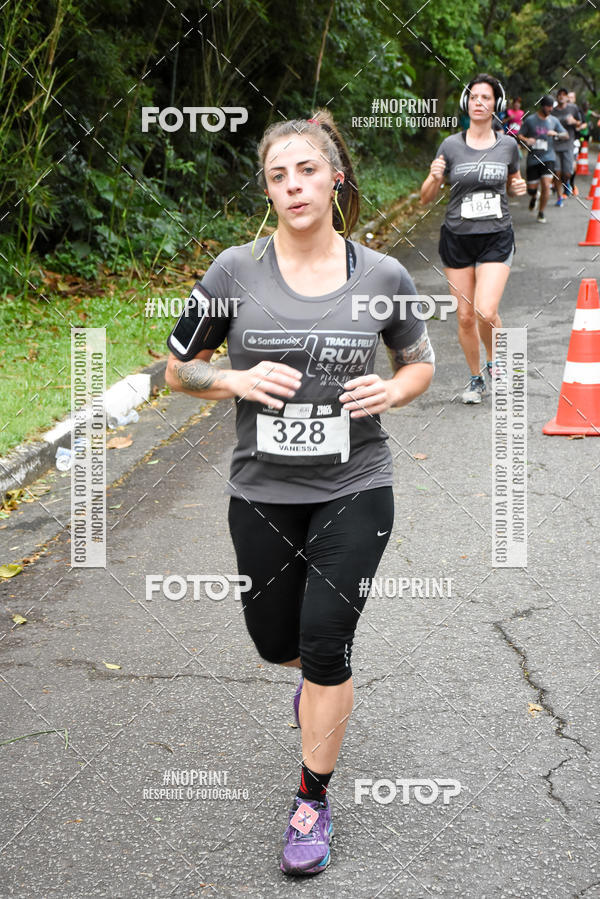 Buy your photos of the eventSantander Track & Field Run Series - Plaza Sul - Jardim Bot�nico on Fotop