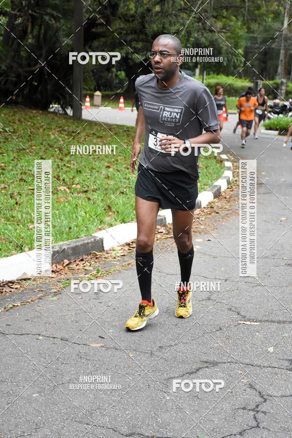 Buy your photos of the eventSantander Track & Field Run Series - Plaza Sul - Jardim Bot�nico on Fotop