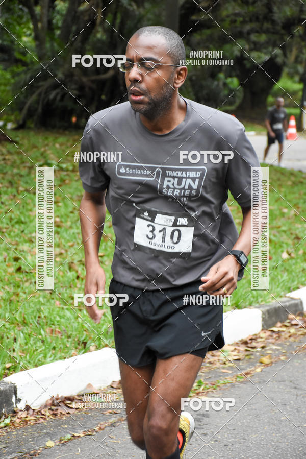 Buy your photos of the eventSantander Track & Field Run Series - Plaza Sul - Jardim Bot�nico on Fotop