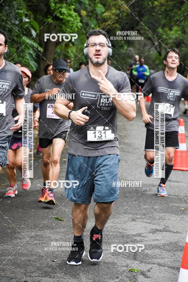 Buy your photos of the eventSantander Track & Field Run Series - Plaza Sul - Jardim Bot�nico on Fotop