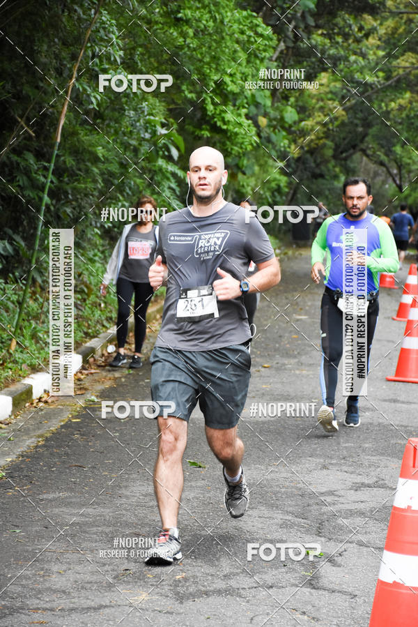 Buy your photos of the eventSantander Track & Field Run Series - Plaza Sul - Jardim Bot�nico on Fotop