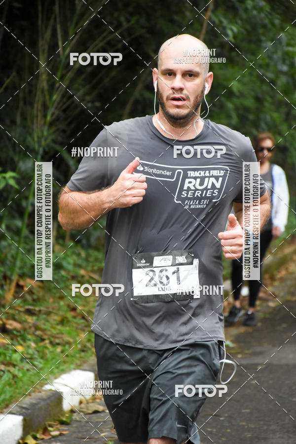 Buy your photos of the eventSantander Track & Field Run Series - Plaza Sul - Jardim Bot�nico on Fotop