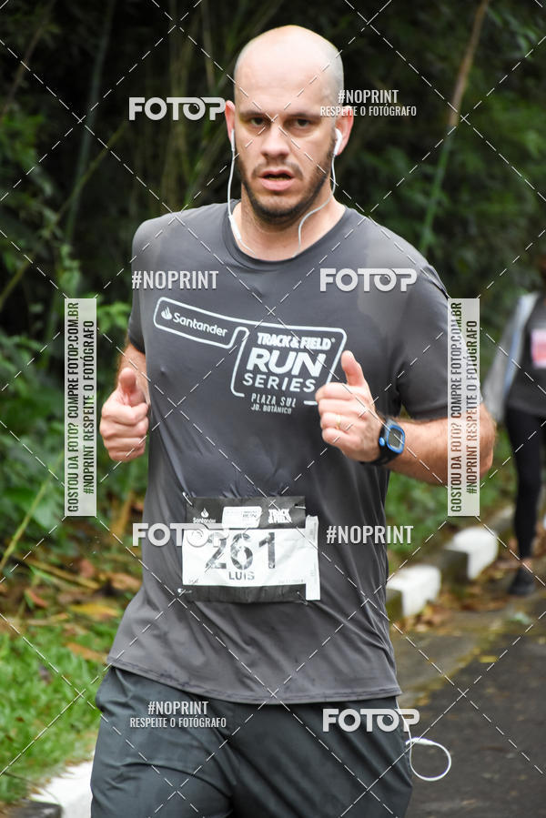 Buy your photos of the eventSantander Track & Field Run Series - Plaza Sul - Jardim Bot�nico on Fotop