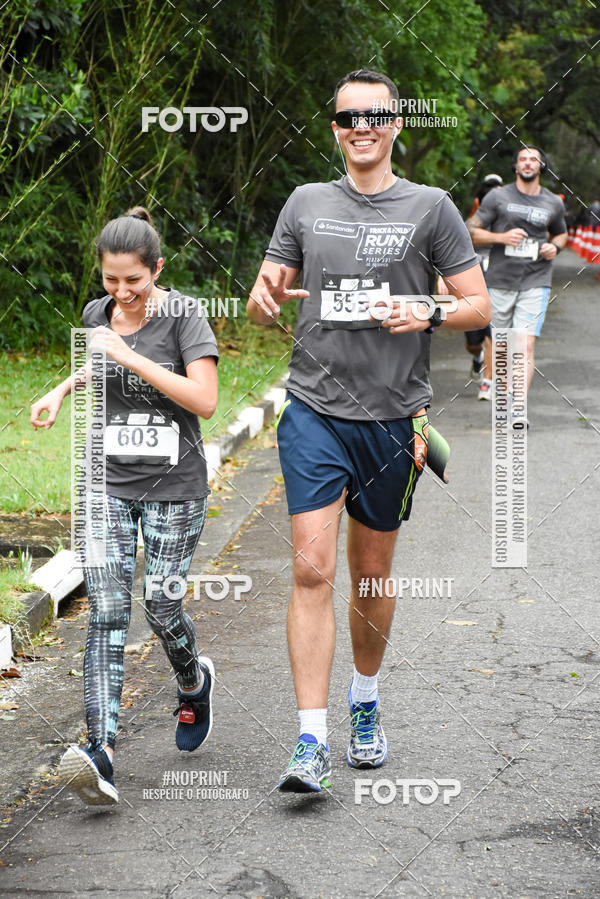 Buy your photos of the eventSantander Track & Field Run Series - Plaza Sul - Jardim Bot�nico on Fotop