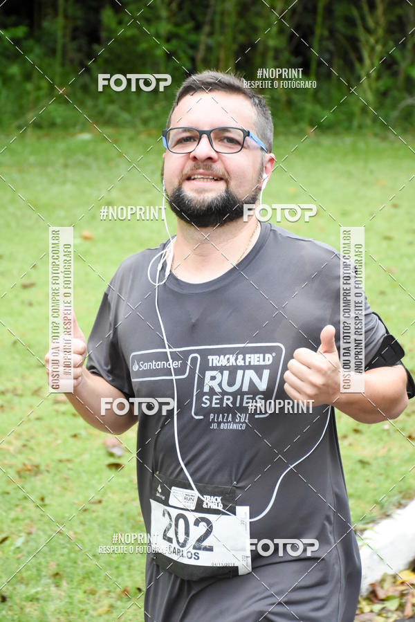 Buy your photos of the eventSantander Track & Field Run Series - Plaza Sul - Jardim Botnico on Fotop