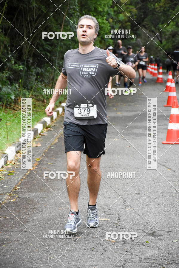 Compre as suas fotos do eventoSantander Track & Field Run Series - Plaza Sul - Jardim Botnico no Fotop