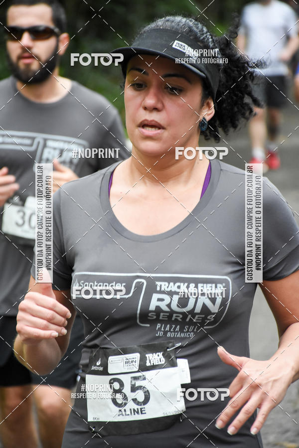 Buy your photos of the eventSantander Track & Field Run Series - Plaza Sul - Jardim Botnico on Fotop
