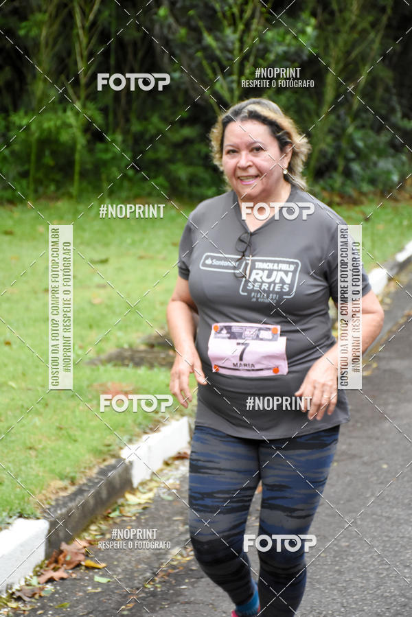 Buy your photos of the eventSantander Track & Field Run Series - Plaza Sul - Jardim Bot�nico on Fotop