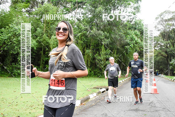 Buy your photos of the eventSantander Track & Field Run Series - Plaza Sul - Jardim Bot�nico on Fotop